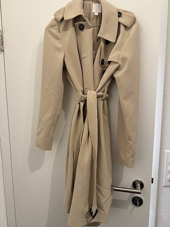 H&M Cappotti: beiger Trenchcoat – Usato da Burg AG venduto da san_y56v 2
