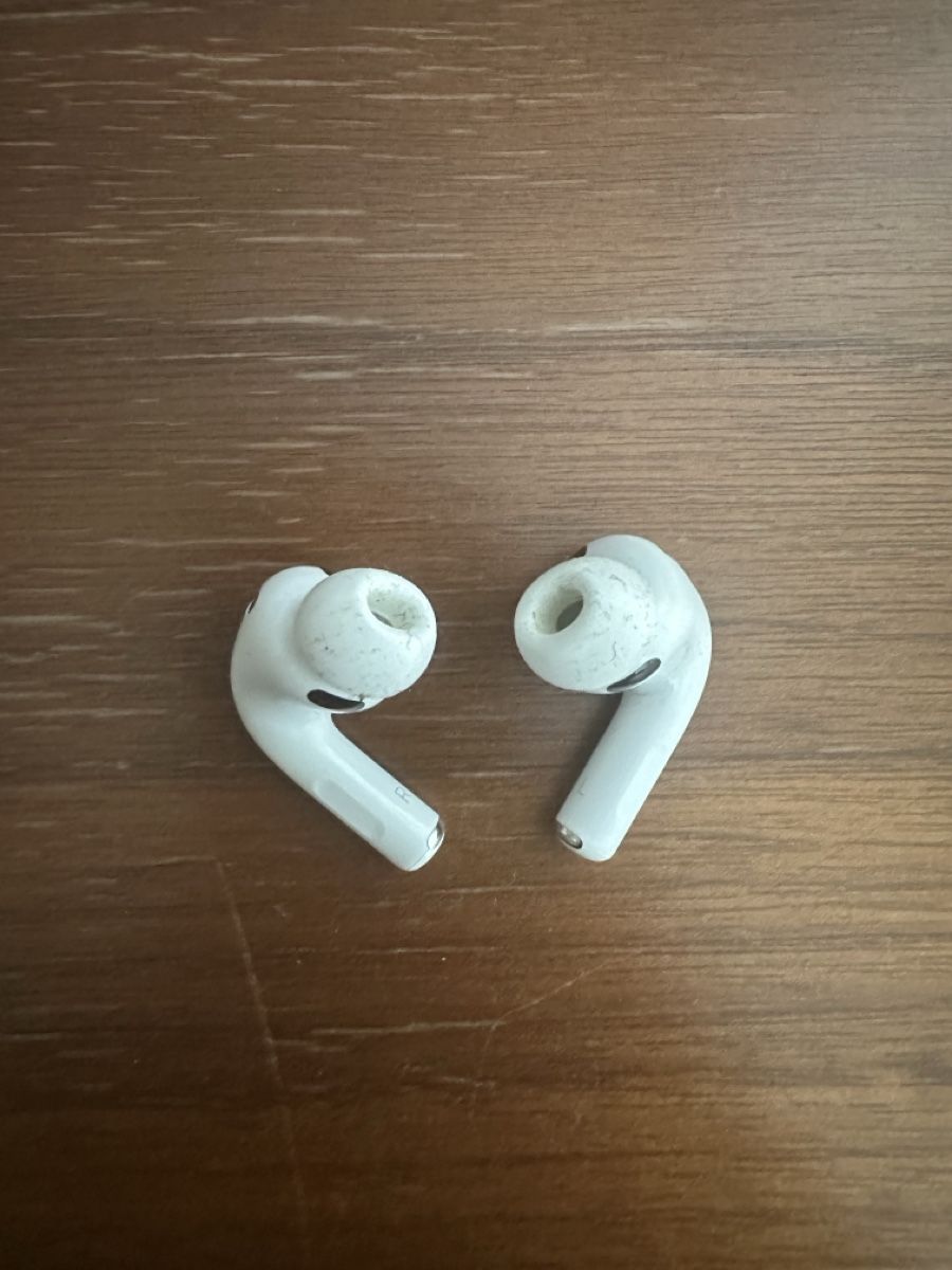 Apple Kopfhörer: Apple AirPods ohne case – Gebraucht aus Dietikon von sal_zdn5