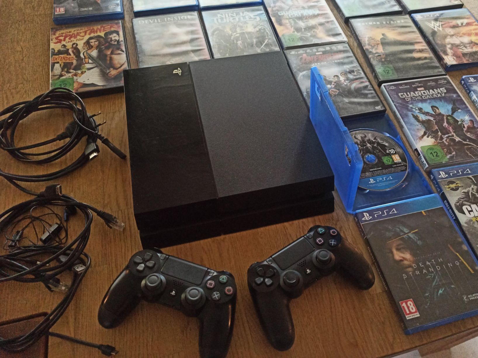 Sony Konsolen: Sony - PlayStation 4 - PS4 FAT / Controller / Spiele / usw. – Gebraucht aus Oberweningen von mar_87mx 1