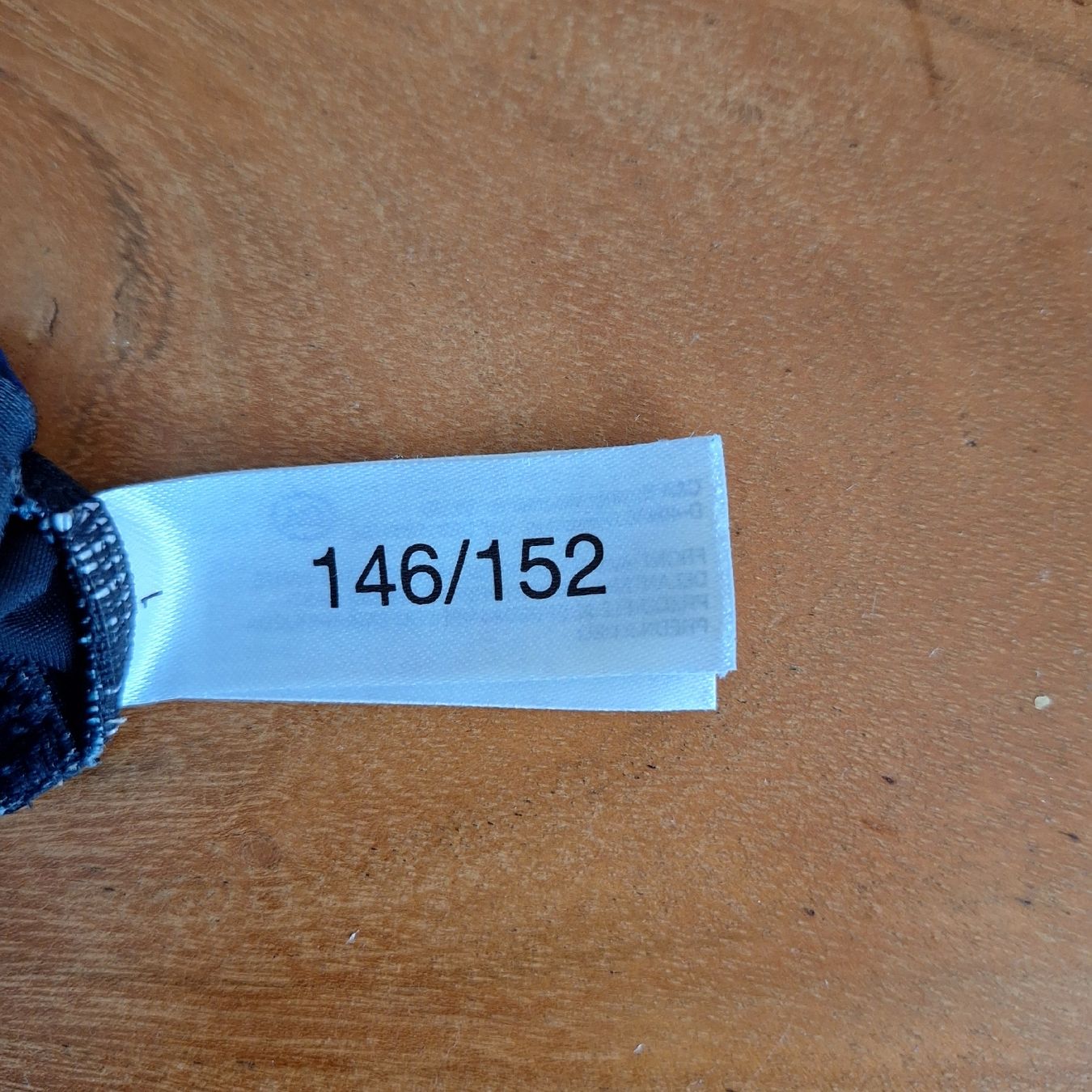 Costumi da bagno & Bikini: Badeanzug Mädchwn Grösse 146/152  – Usato da Schübelbach venduto da rab02 5