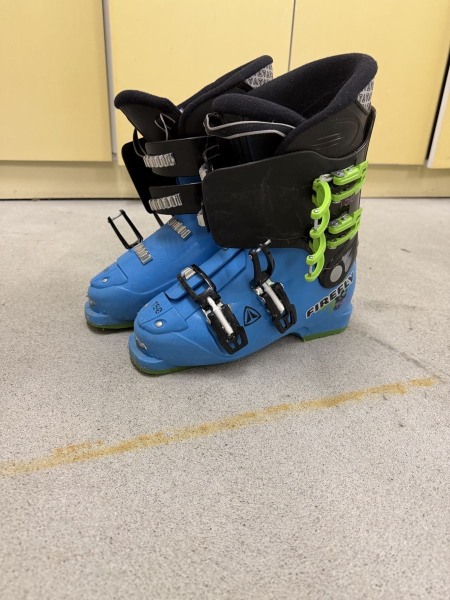 Scarpe da uomo: Skischuh Grösse 40 – Usato da Rain venduto da sve_v9g8