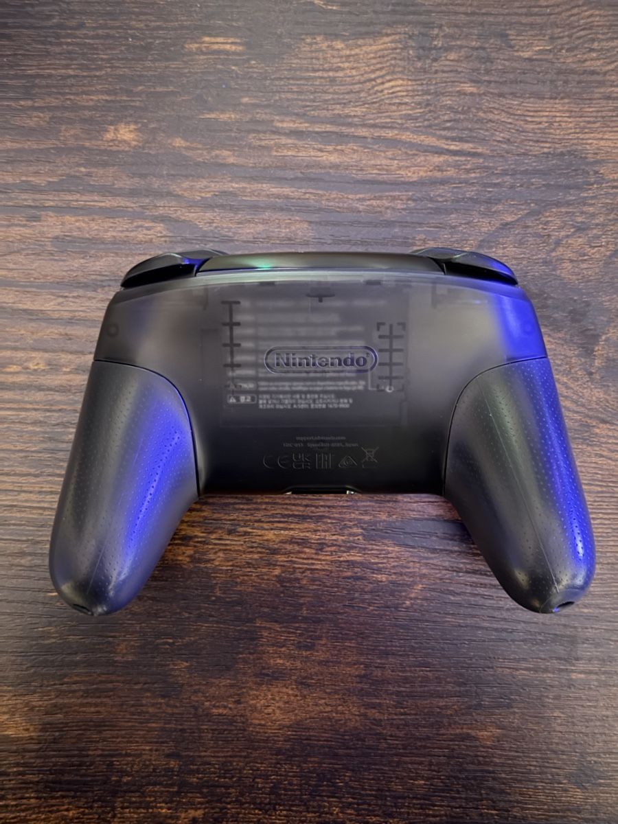 Nintendo Controller:  Nintendo Pro Controller – Neu (gemäss Beschreibung) aus Adliswil von Ramin_oth 1