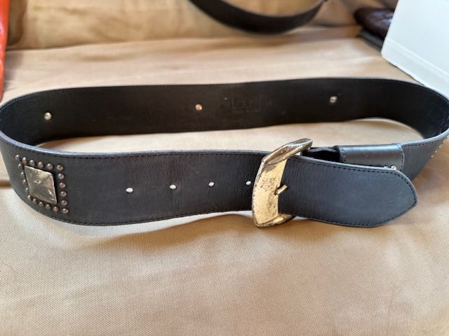 Cinture: Ceinture Laurèl' – Nuovo (secondo la descrizione) da Enges venduto da cordec