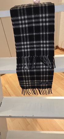 Burberry Schal 100 Prozent Kaschmir schwarz kariert
