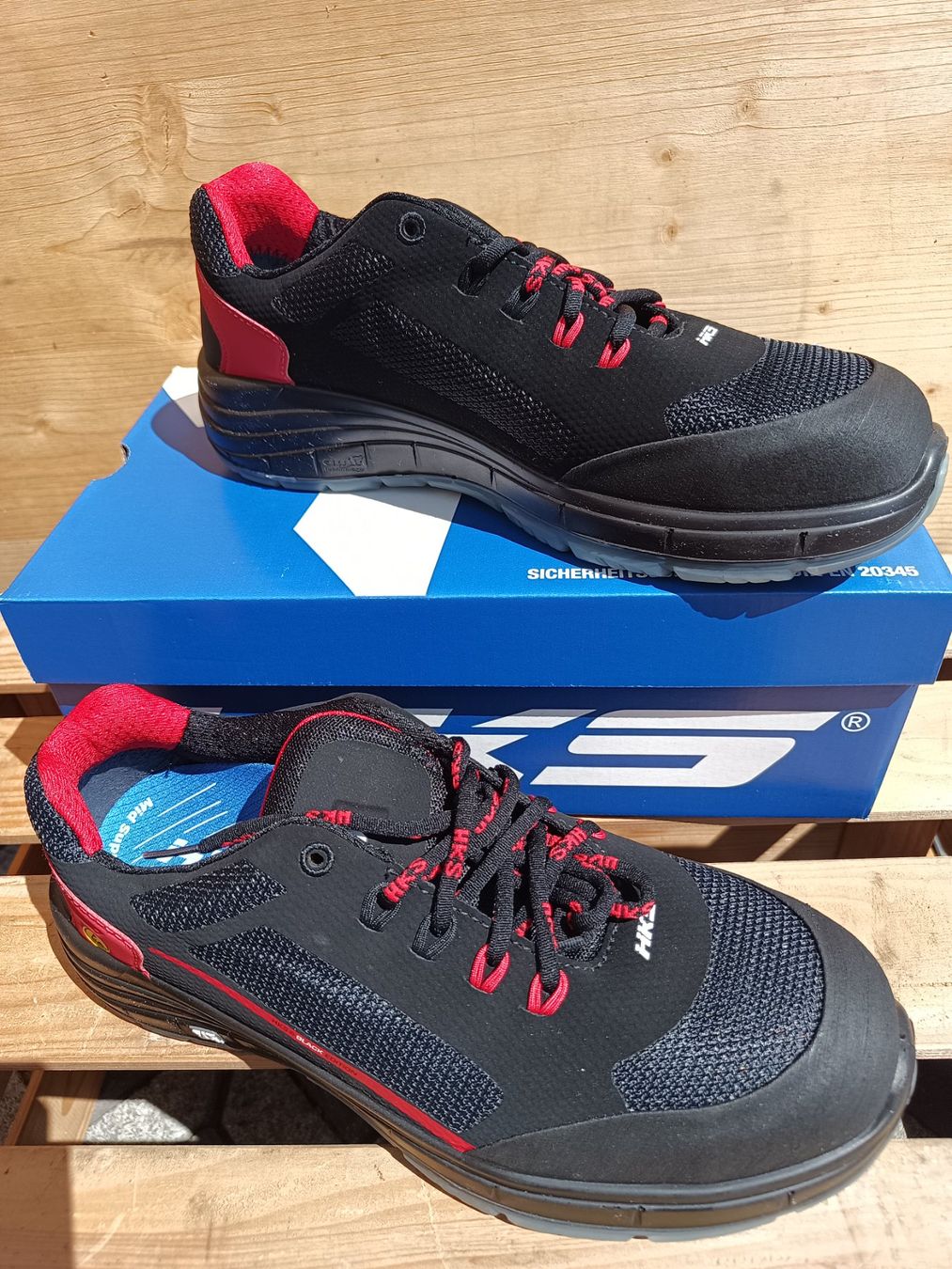 Herrenschuhe: HKS Sicherheitsdchuhe S1 SRC 42 – Neu und originalverpackt aus Oberegg von A-Z.Handel.Loehrer 1