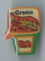 Placchette & Badge: Cremo Joghurt, Pin – Usato da Zürich venduto da t24_de