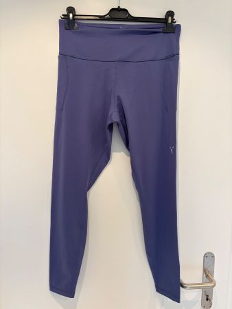 PUMA Leggings - Size M - NEW