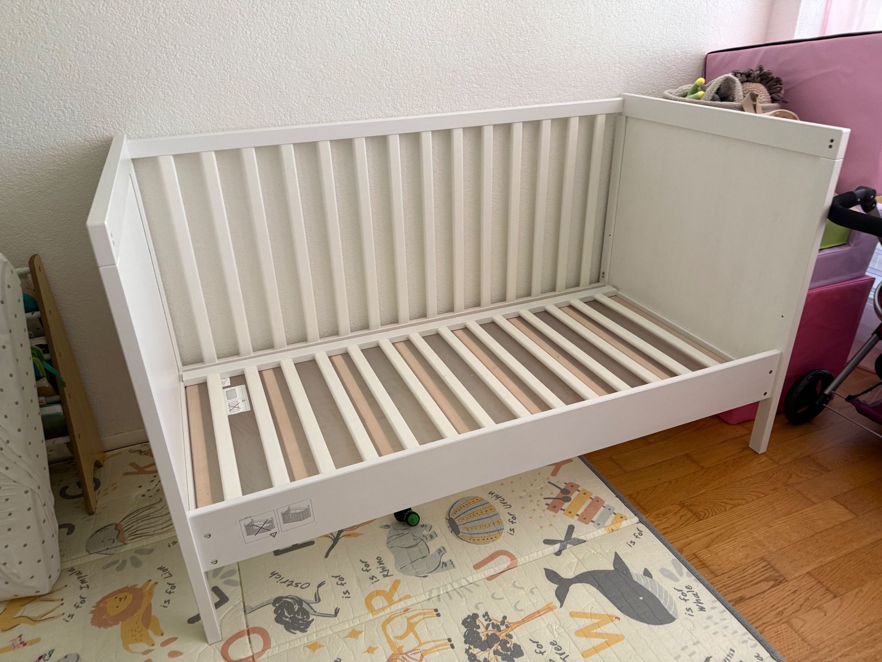Ikea Letti: Kinderbett weiss 70x140 cm, SUNDVIK IKEA – Usato da Moosseedorf venduto da SaMass46 4