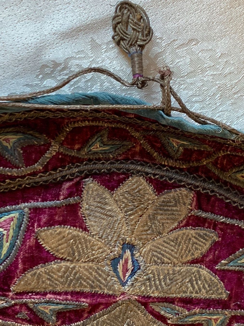 Tessuti: Broderie ancienne Persane Qajar plus que 💯 ans – Usato da Prilly venduto da Sissi_1009 7