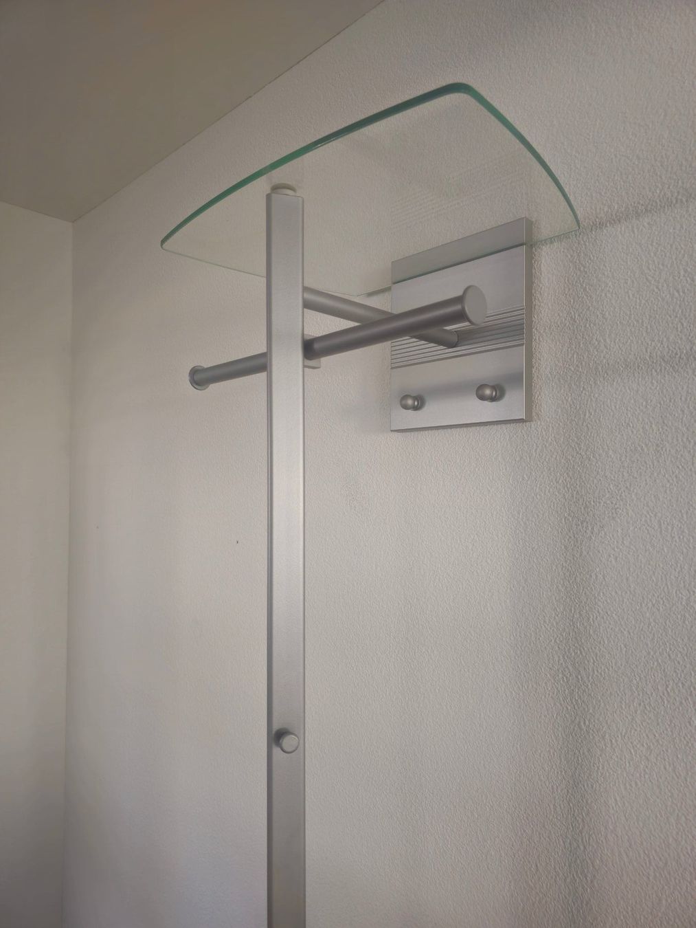 Garderobe: Garderobe – Gebraucht aus Rickenbach LU von simplon02 1