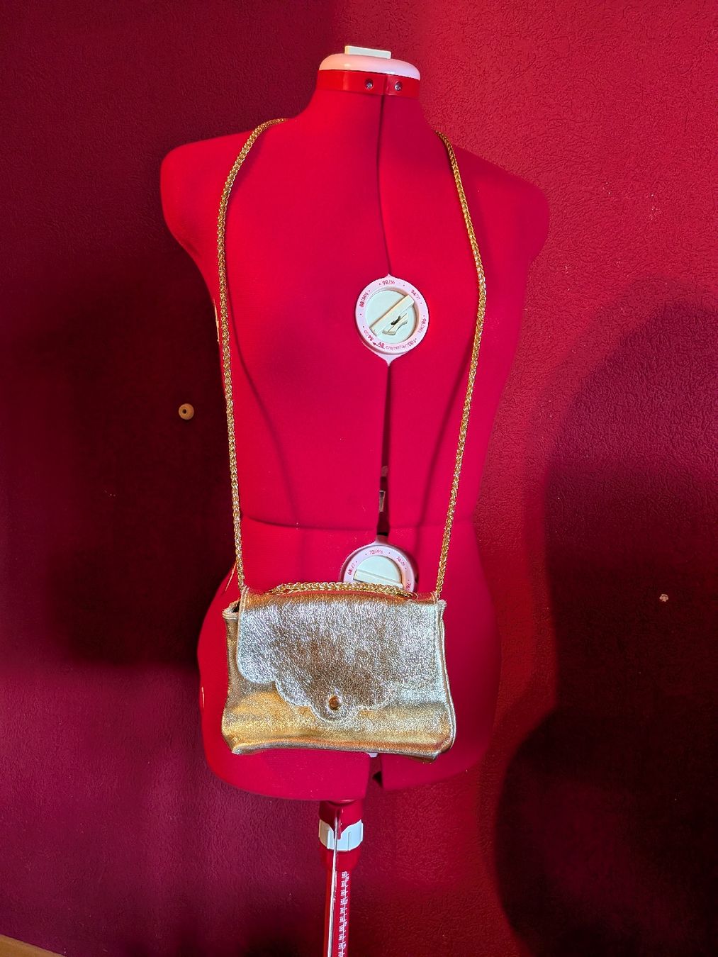 Borse da donna: sac bandoulière – Nuovo (secondo la descrizione) da Vionnaz venduto da MarinaMGB