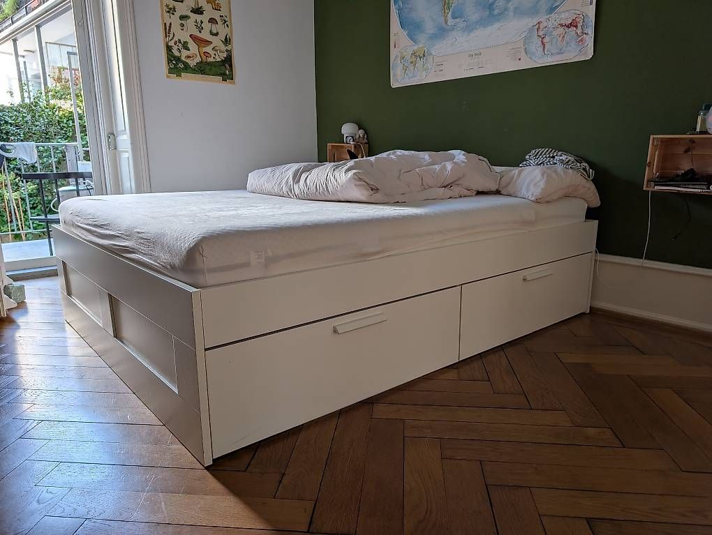 Betten: Doppelbett mit Schubladen – Gebraucht aus Basel von Gluggi01