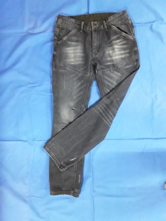 2 Herren-Jeans darkblue Clockhouse Gr. 31/32 + 30/32