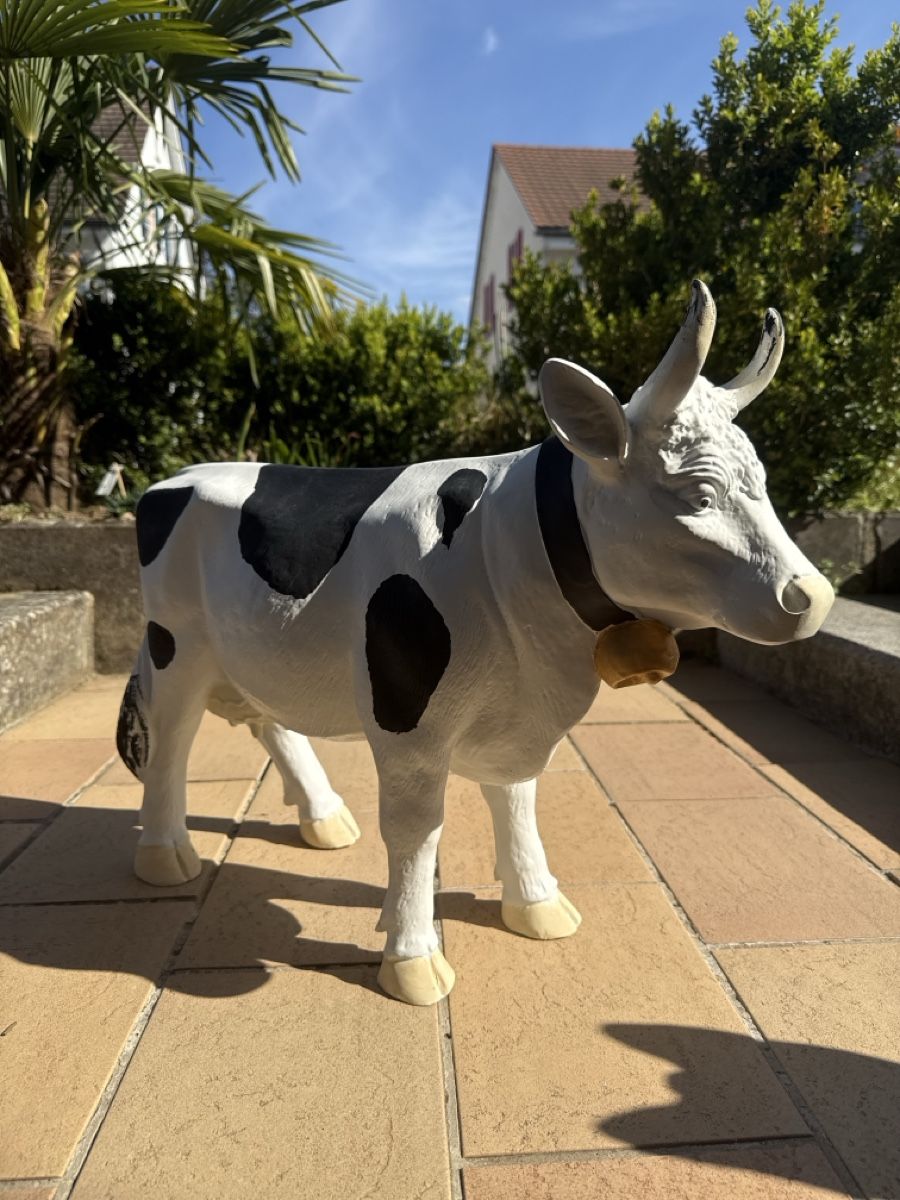 Statuette: GARTEN-Deko-Kuh aus Polyresin - NEU – Nuovo e nell'imballaggio originale da Zwingen venduto da Eiphone 1