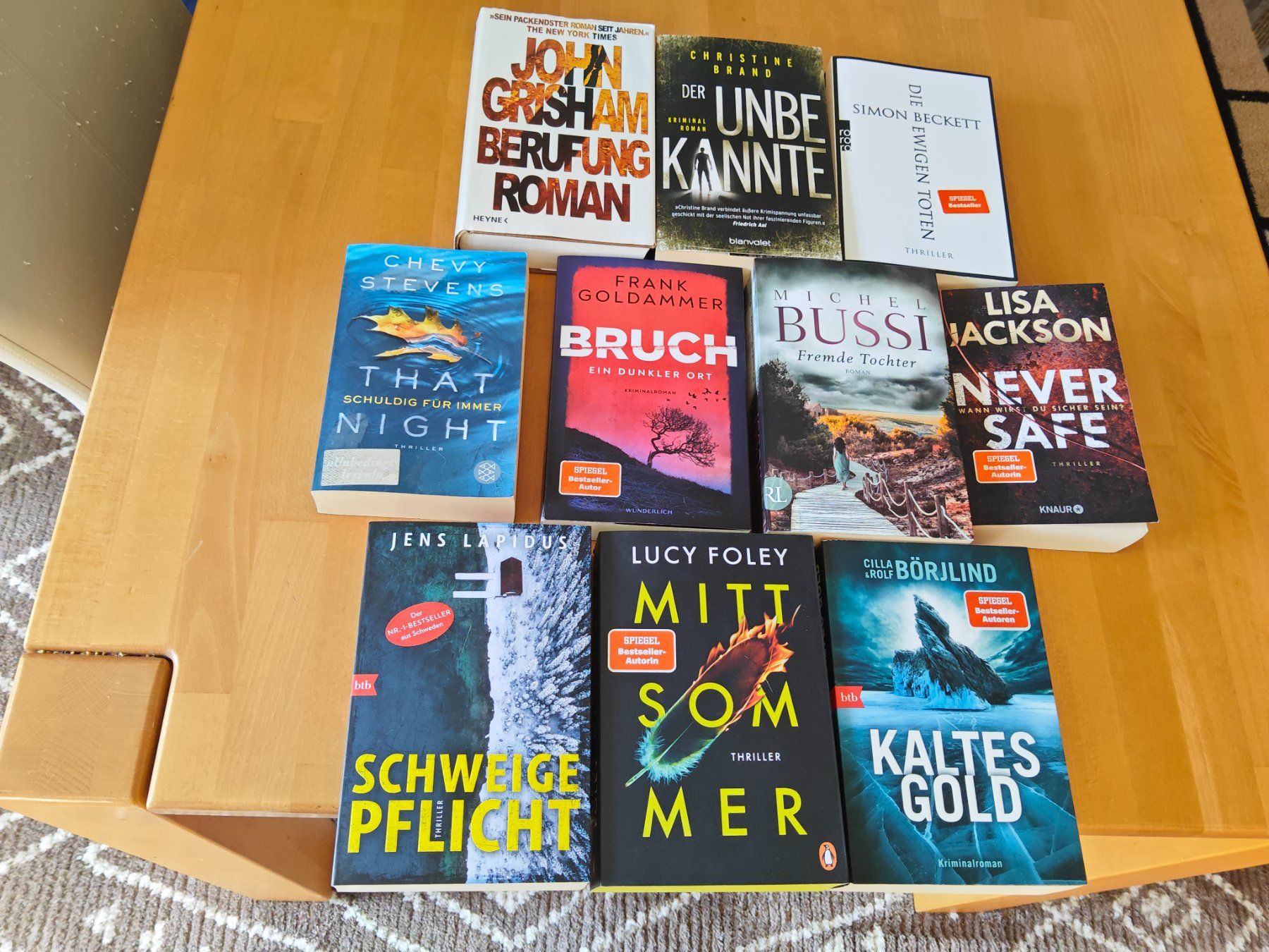 Libri: 10 Krimis/ Thriller – Usato da Staad SG venduto da Hope80