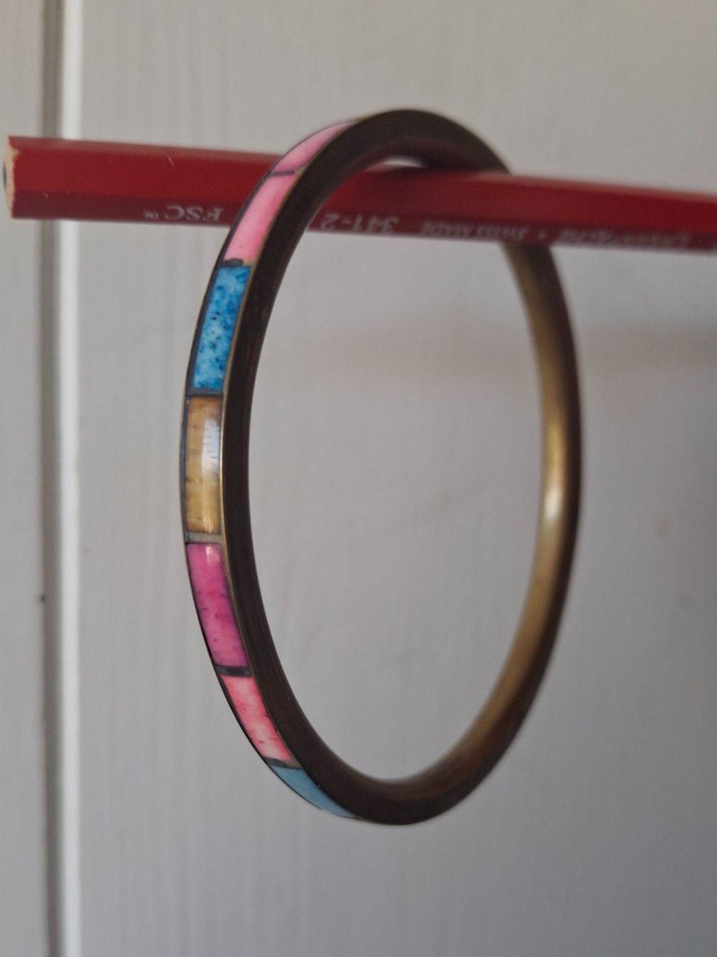 Bracciali & Braccialetti: Vintage Messing & Perlmut Armreif Chunky Bangle Gr. M-L – Usato da Münchenbuchsee venduto da babilibern