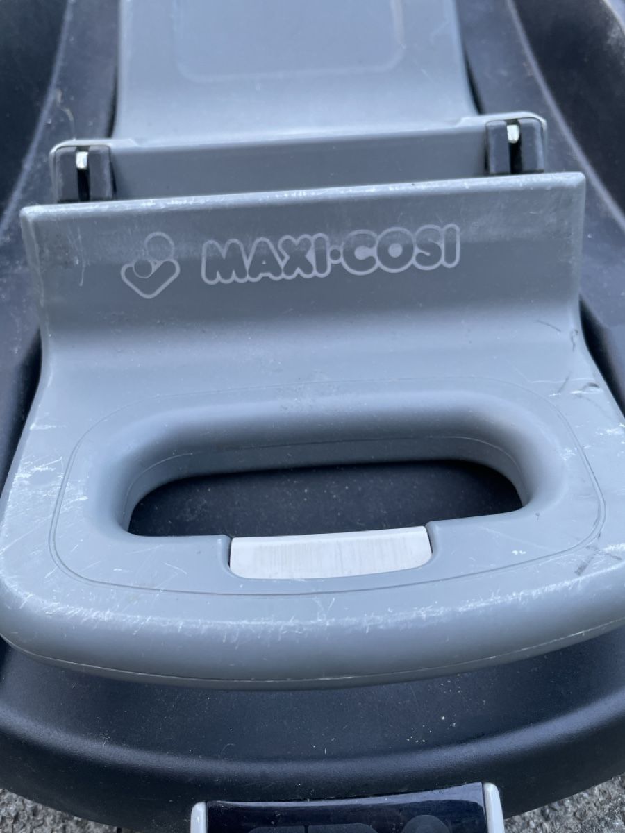 Maxi-Cosi Sièges auto: Maxicosi Autositz Station  – D'occasion à Nebikon par damaro.01 2
