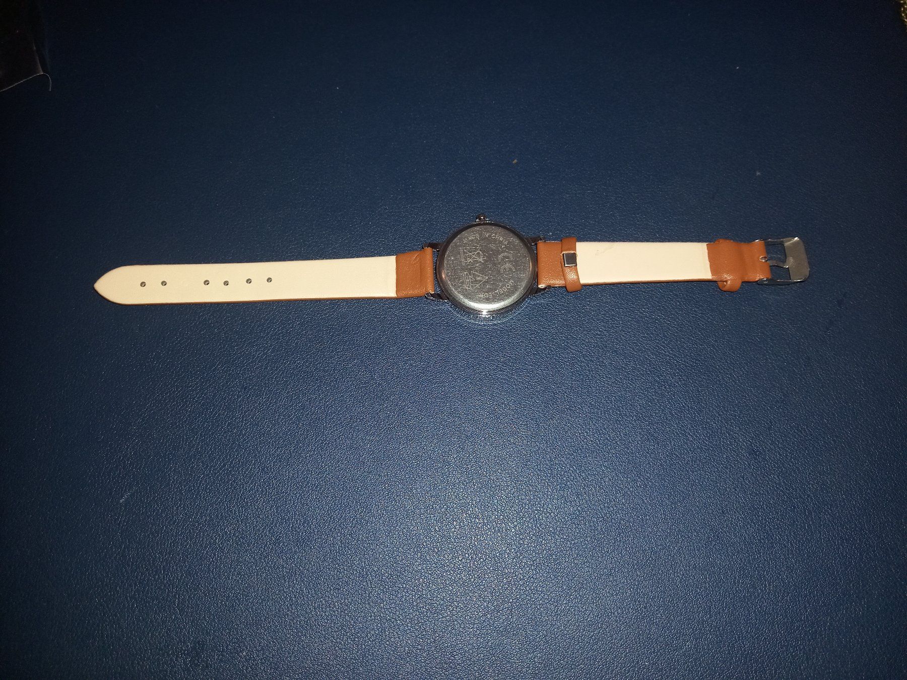 Uhren: Quarz-Armbanduhr braunem PU-Lederarmband - Montre bracecet – Neu und originalverpackt aus Lausanne von novastoris 4