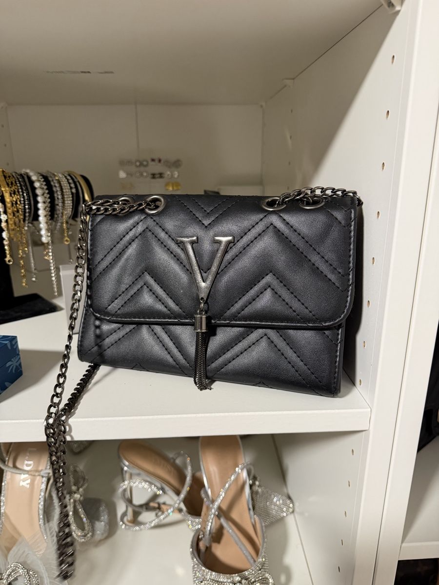Borse da donna: Tasche  – Usato da Bütschwil venduto da mel_r2zn