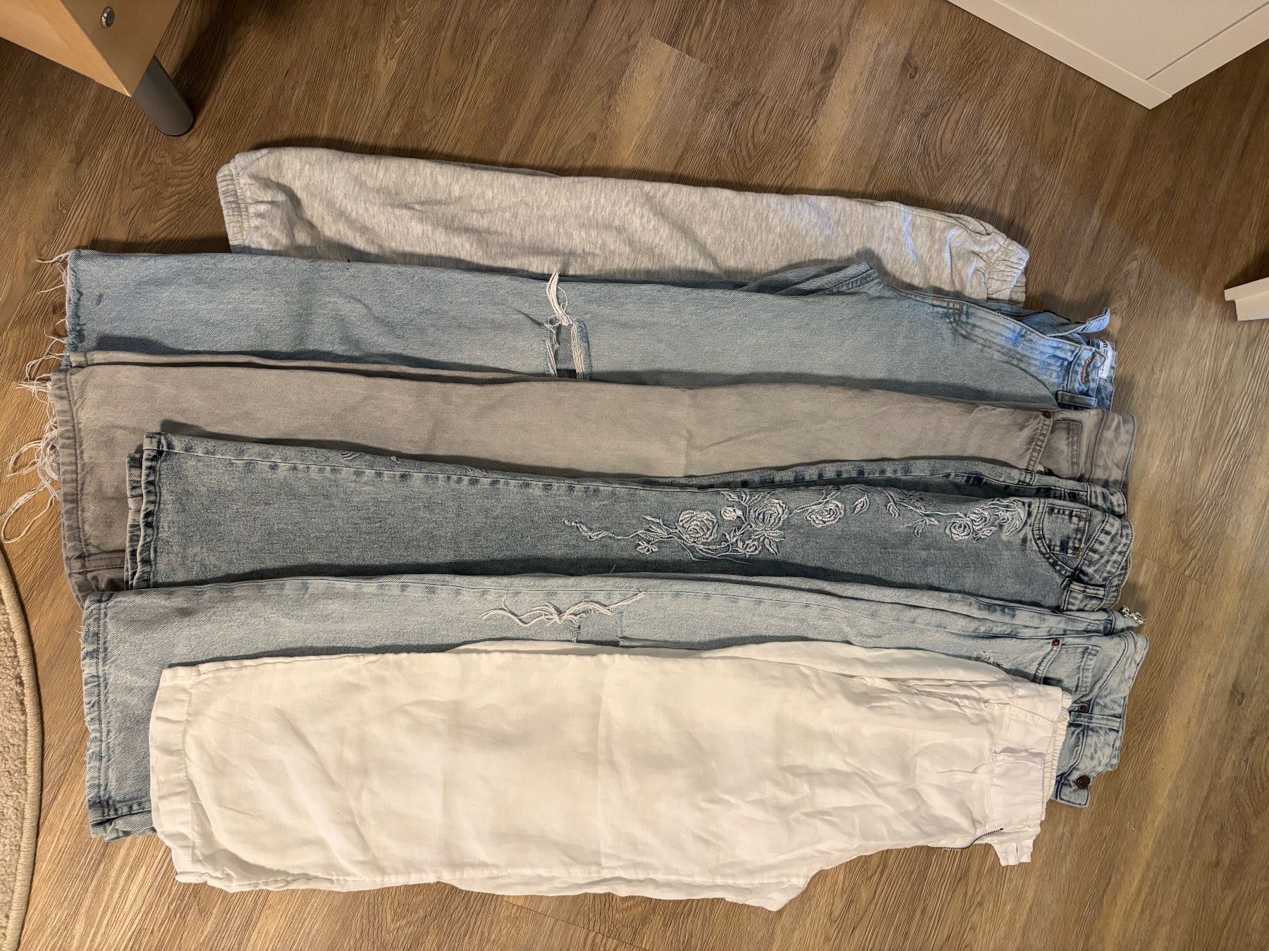Kleiderpakete & -sets: Kleiderpaket Hosen Gr 36/small – Gebraucht aus Kaisten von Elsandy
