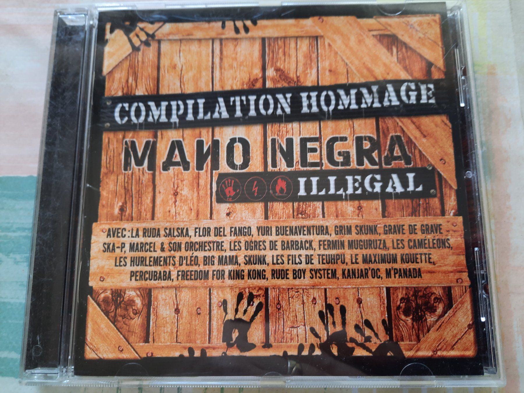 CDs: CD Tribute to Mano Negra - Compilation Illegal – Gebraucht aus Pully von bro_n52j