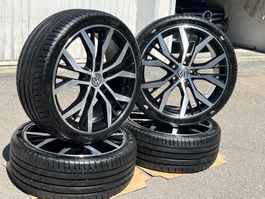 Golf 7 GTI.  TCR  Original VW Felgen Santiago