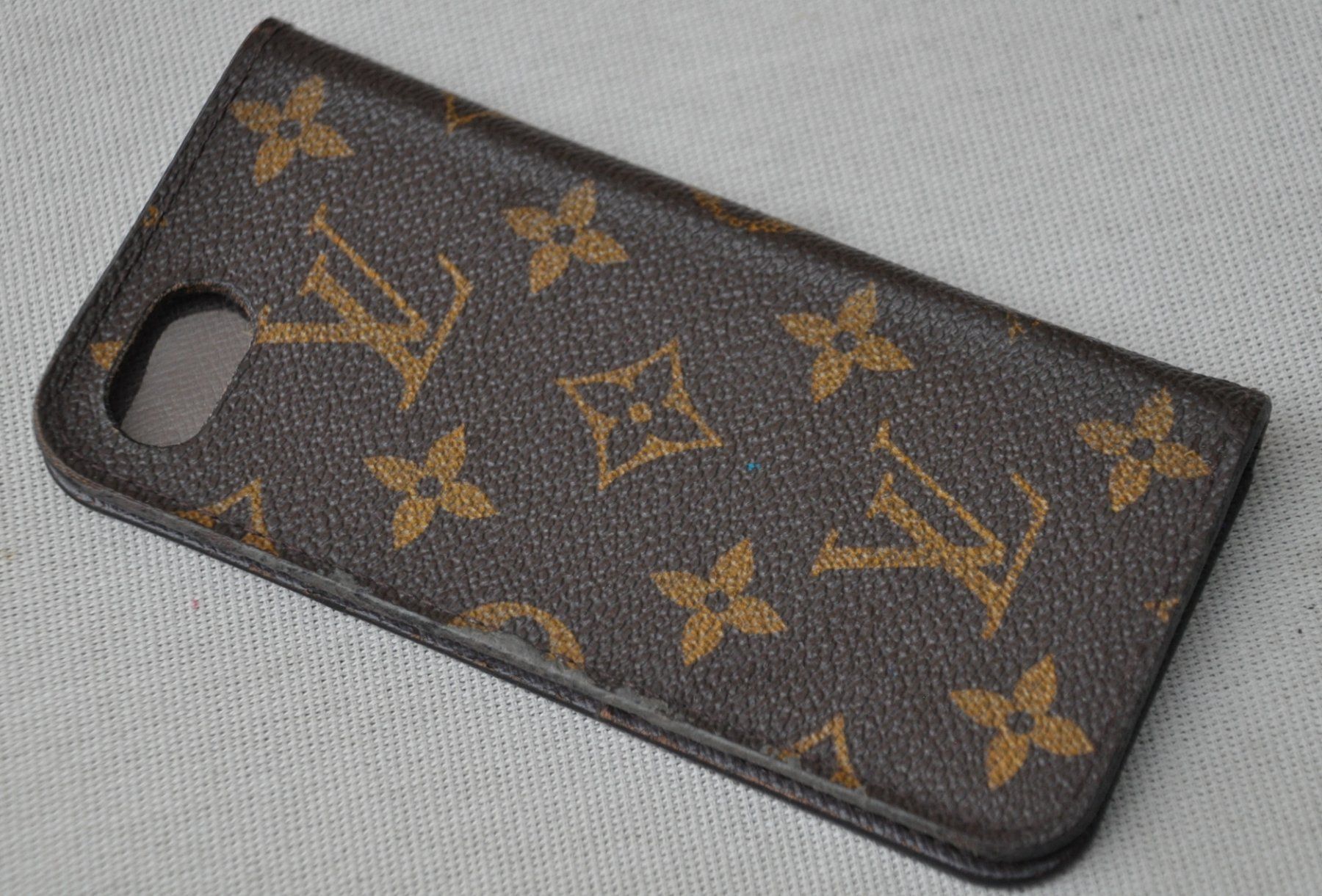 Louis Vuitton Cover & Protezioni schermo: Louis Vuitton  Hülle  / coque - iPhone 7/8 – Usato da Collonges venduto da arashee 2