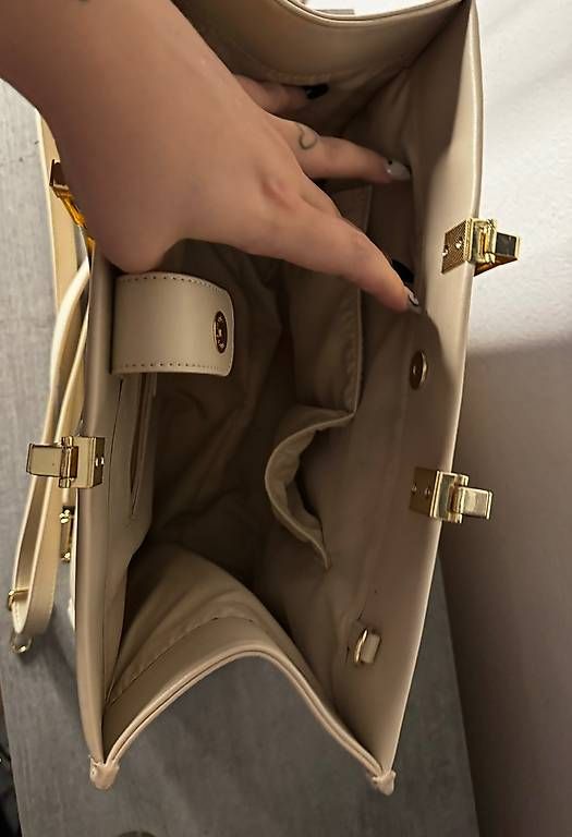 Taschen für Damen: BORSA NUOVA, RUE MADAM PARIS – Gebraucht aus Ambrì von Felly 4