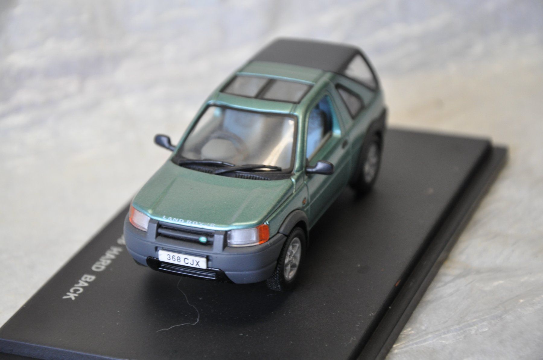 Land Rover Modellini d'auto: Land Rover Freelander – Nuovo e nell'imballaggio originale da Ebnat-Kappel venduto da Aallerlei 2