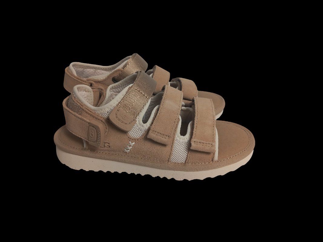 Ugg Schuhe für Jungen: UGG Sandalen – Neu (gemäss Beschreibung) aus Hünenberg von Restwert_Zug