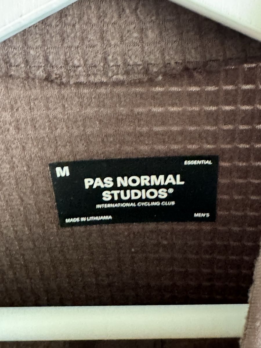 Pas Normal Studios Canottiere & Pantaloni: Radtrikot Pas Normal Studios braun Grösse M – Nuovo (secondo la descrizione) da Hombrechtikon venduto da Sven_Gerber 3