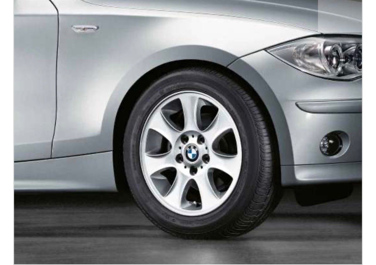 BMW Pneus & Kompletträder: BMW  Alufelgen 1er E81 E82 E87 E88 7jx16EH2 ET44 16 Zoll – Gebraucht aus Elsau von isidobrany09 1