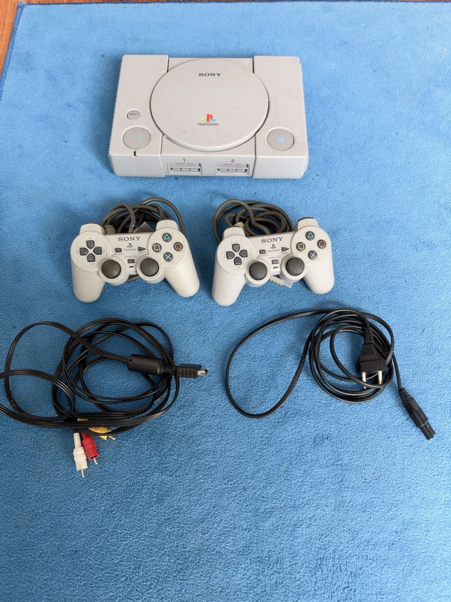 Sony Consoles: Playstation 1 – D'occasion à Chur par GC190