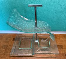 ETAGERE  MIT  MEGA-GLAS