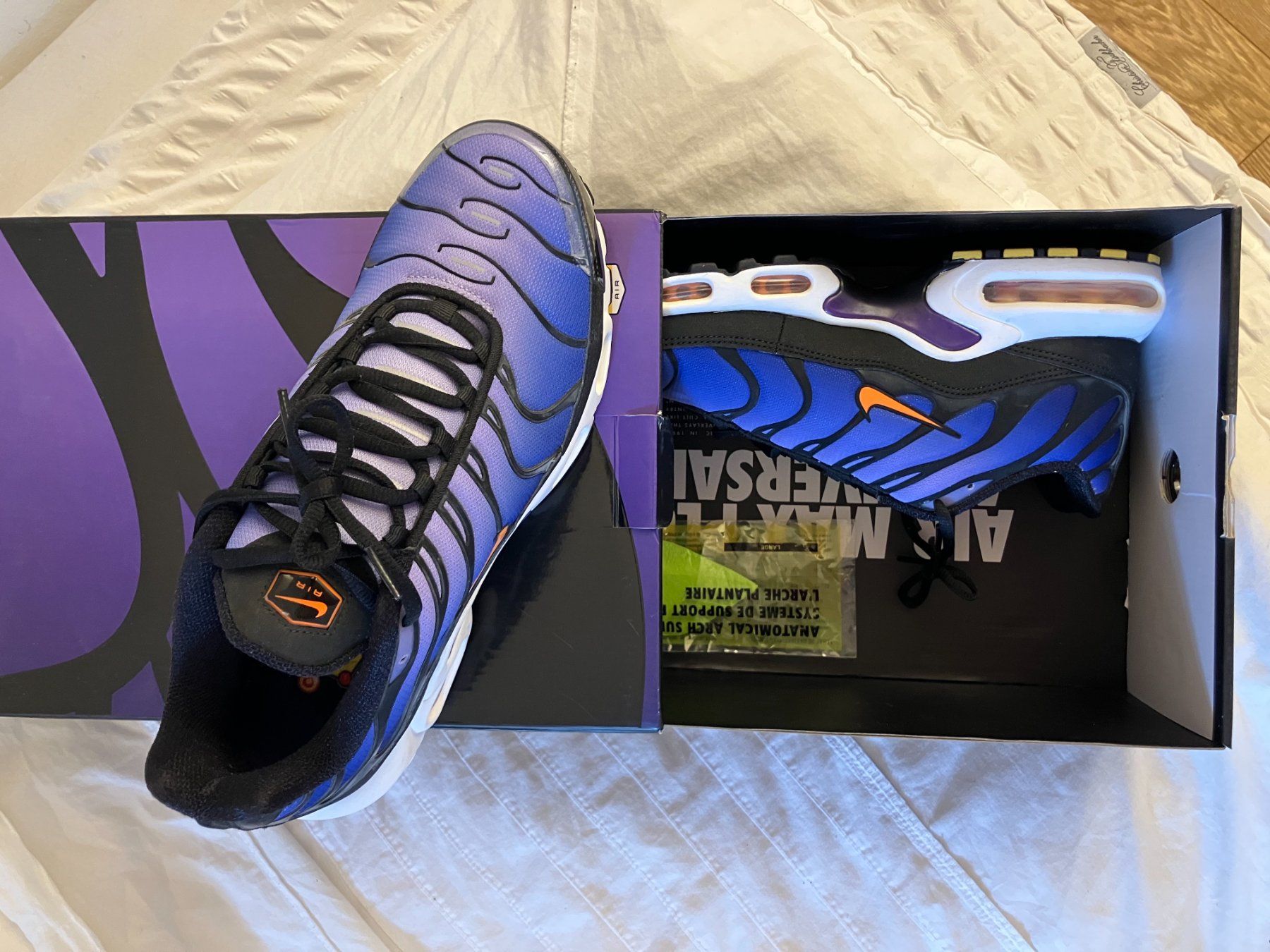 Nike Scarpe da uomo: Nike Air Max Plus OG Voltage Purple TN – Nuovo e nell'imballaggio originale da Bern venduto da Vidar1 1