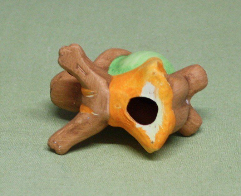 Figurines: Hase mit Ei – D'occasion à Flüelen par Diversicum-Shop 4