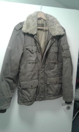 Jacke gefüttert