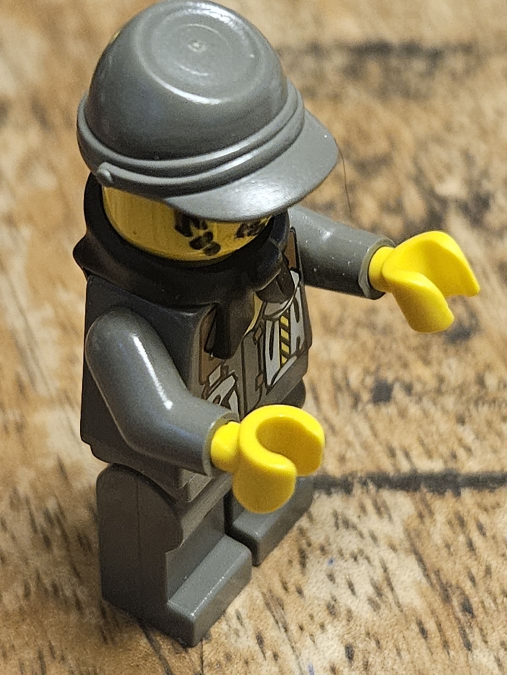 Lego Kit di costruzioni: lego figurine rock Raiders rck003 Docs – Usato da Confignon venduto da Ecrofigs 3