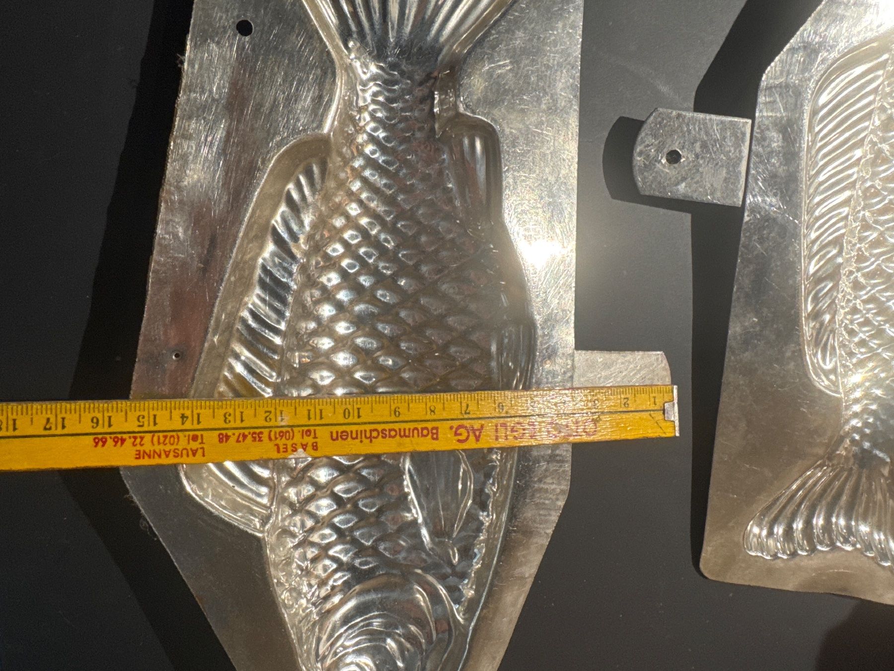 Teglie da forno: Moule chocolat schokoladenform 24cm poisson – Usato da Lajoux JU venduto da Briard0 3