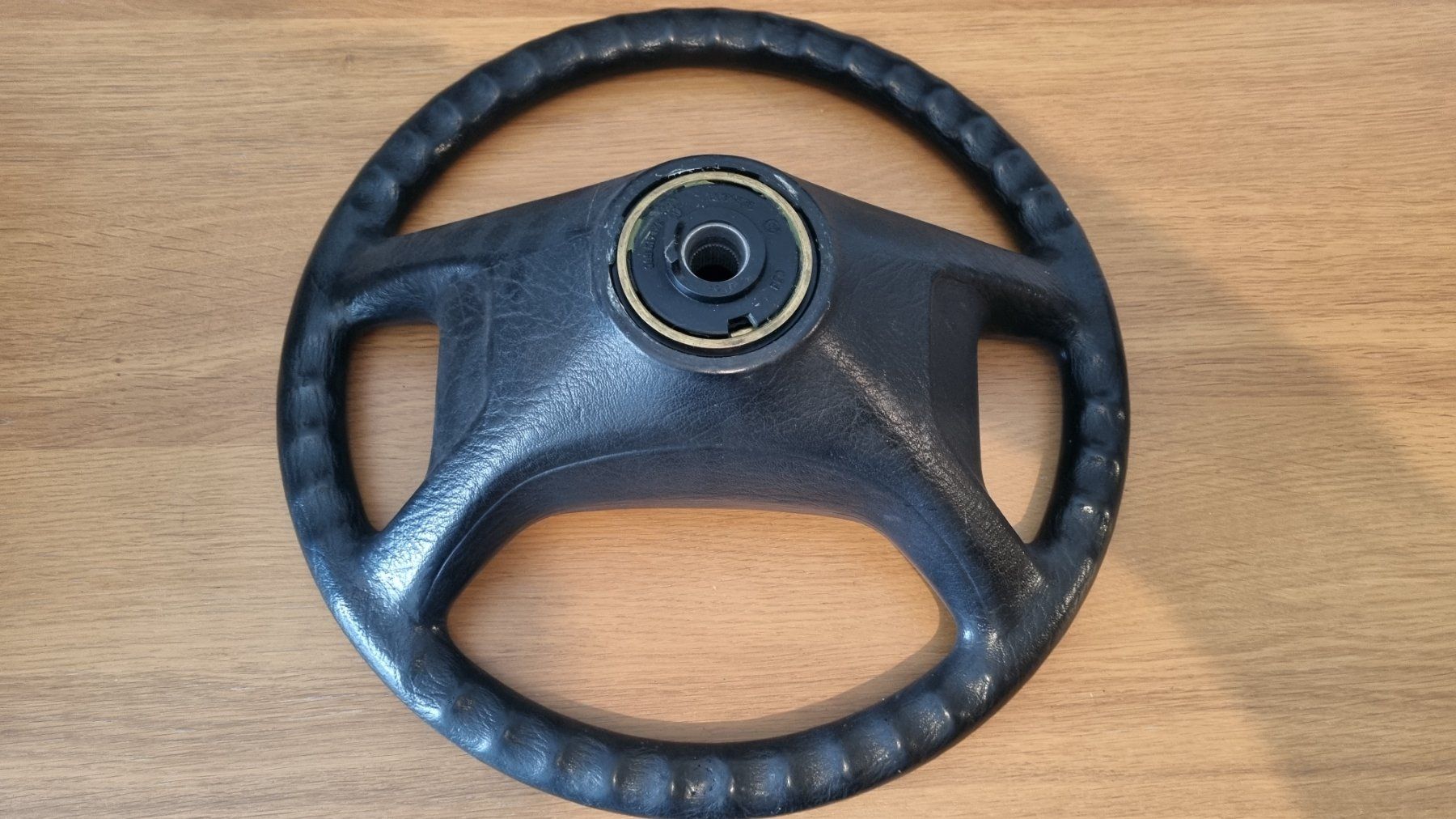 Alle Autoersatzteile: Volant origine VW Golf Jetta – Gebraucht aus Couvet von Mima0077 1