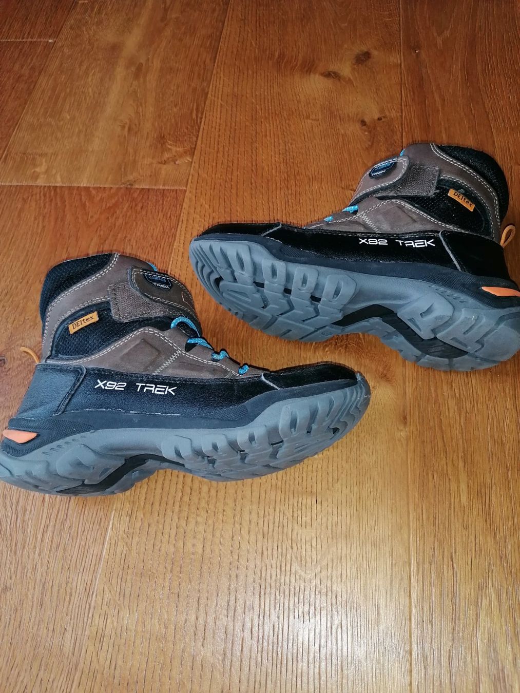 Scarpe per ragazzi: Winterstiefel Gr 33, Cortina – Usato da thalwil venduto da Ray7211 1