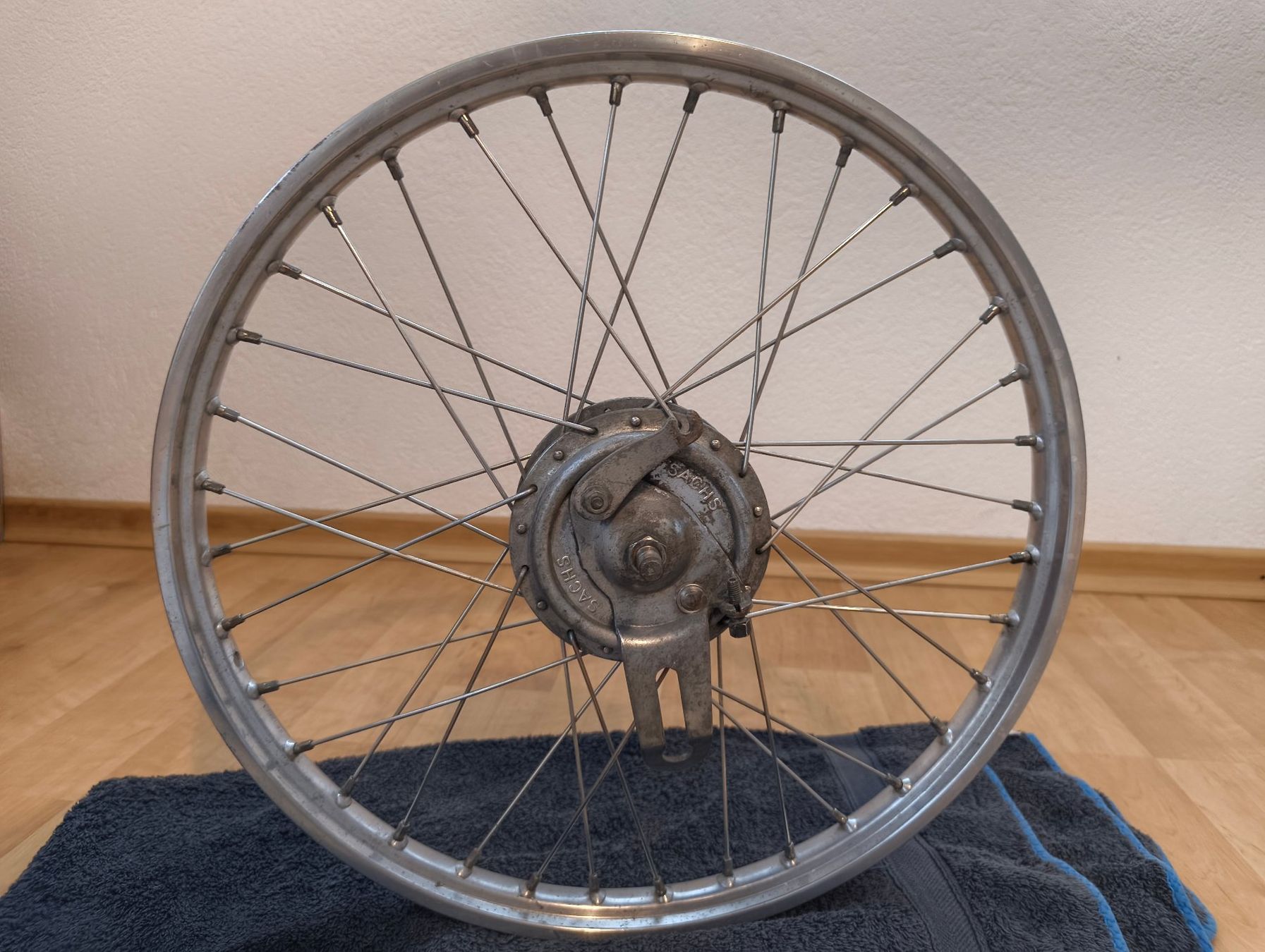 Sachs Cyclomoteurs: SACHS roue avant 17' – D'occasion à Froideville par bry_kml5