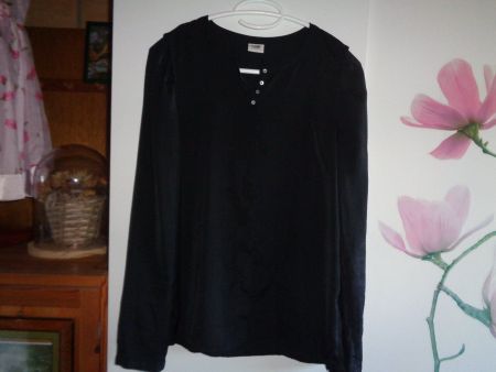 *** Hübsche Bluse *** / von Esprit ab 1.00