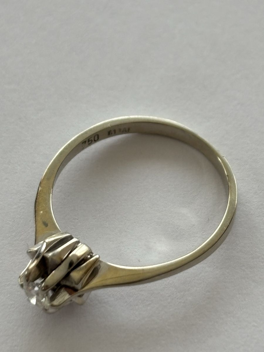 Anelli: Weissgoldring / Diamant 18 Karat – Usato da Langnau am Albis venduto da flusspflege 4