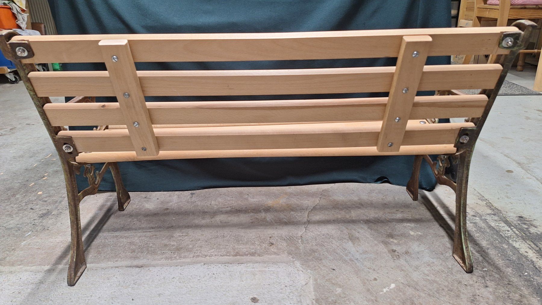 Panchine: hübsche , stabile Kinder-Bank Metall /Holz – Usato da Arlesheim venduto da shopradl 6