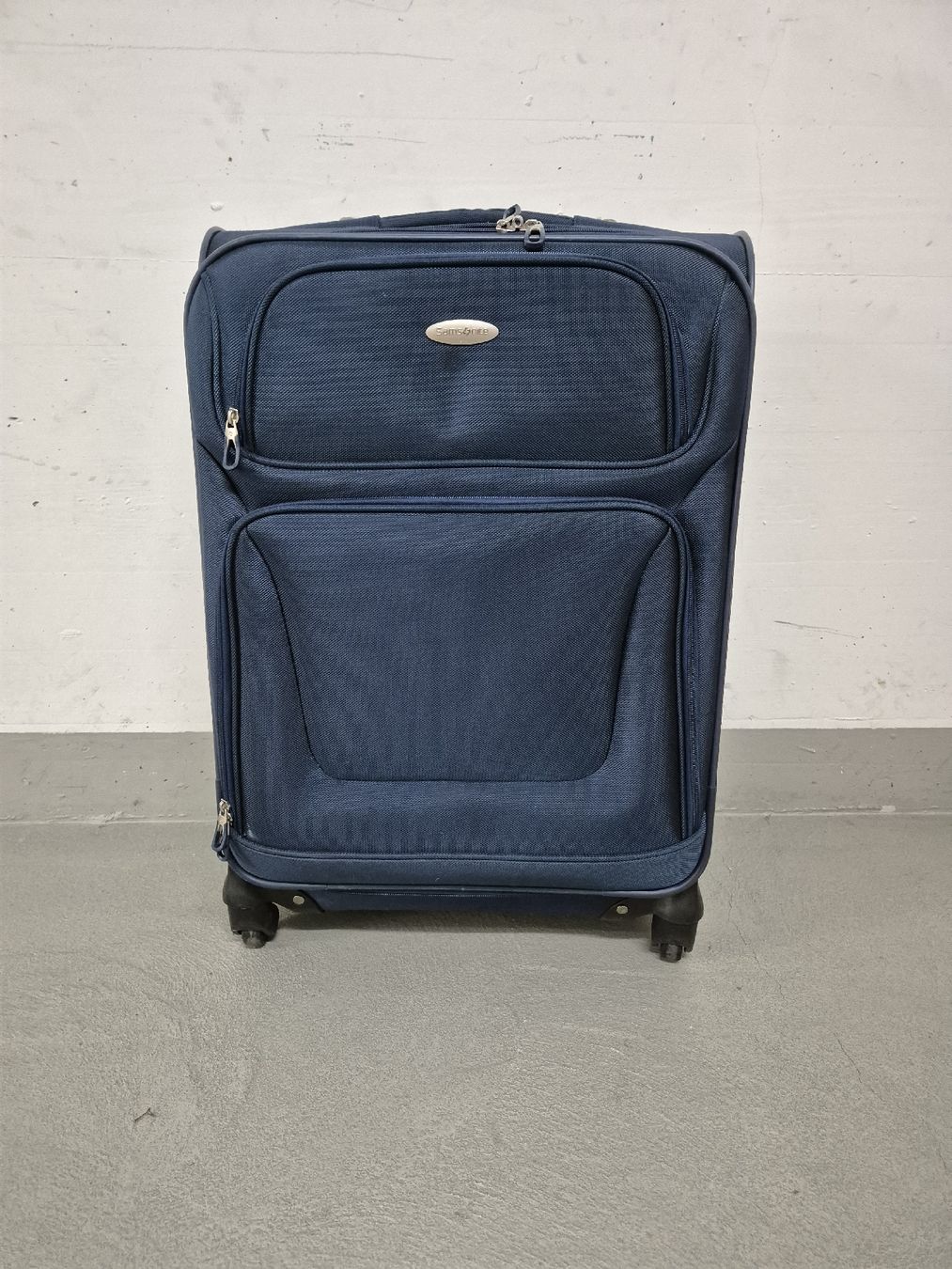 Samsonite Reisekoffer: SAMSONITE – Defekt aus Oberentfelden von Eros09