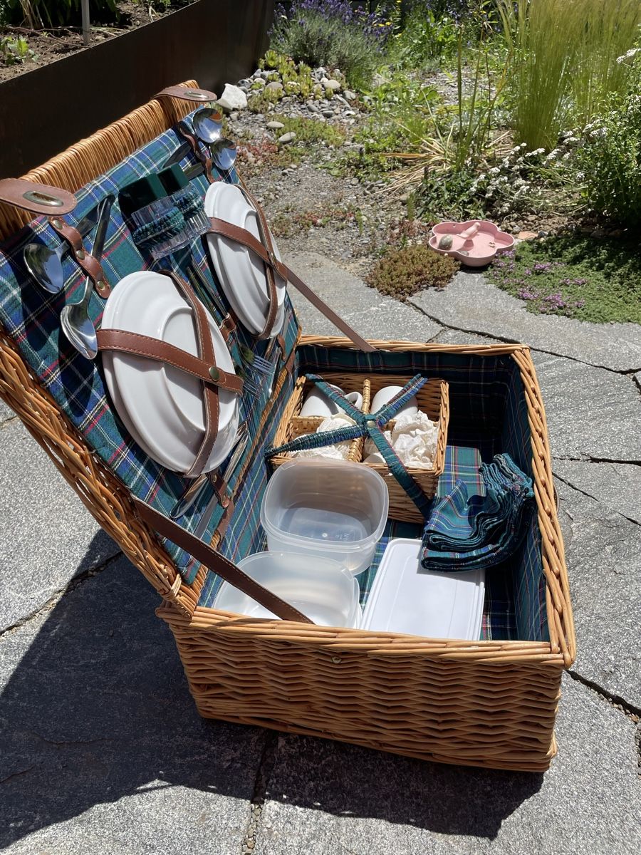 Altro per la casa: Picknickkorb Weide kariertes Innenfutter gebraucht guter Zus – Usato da Seon venduto da Boetli 4