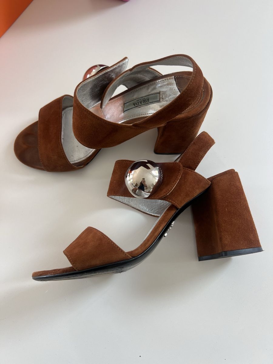 Prada Chaussures femmes: Sandales Prada taille 38 – D'occasion à Lutry par roxypoxy 4