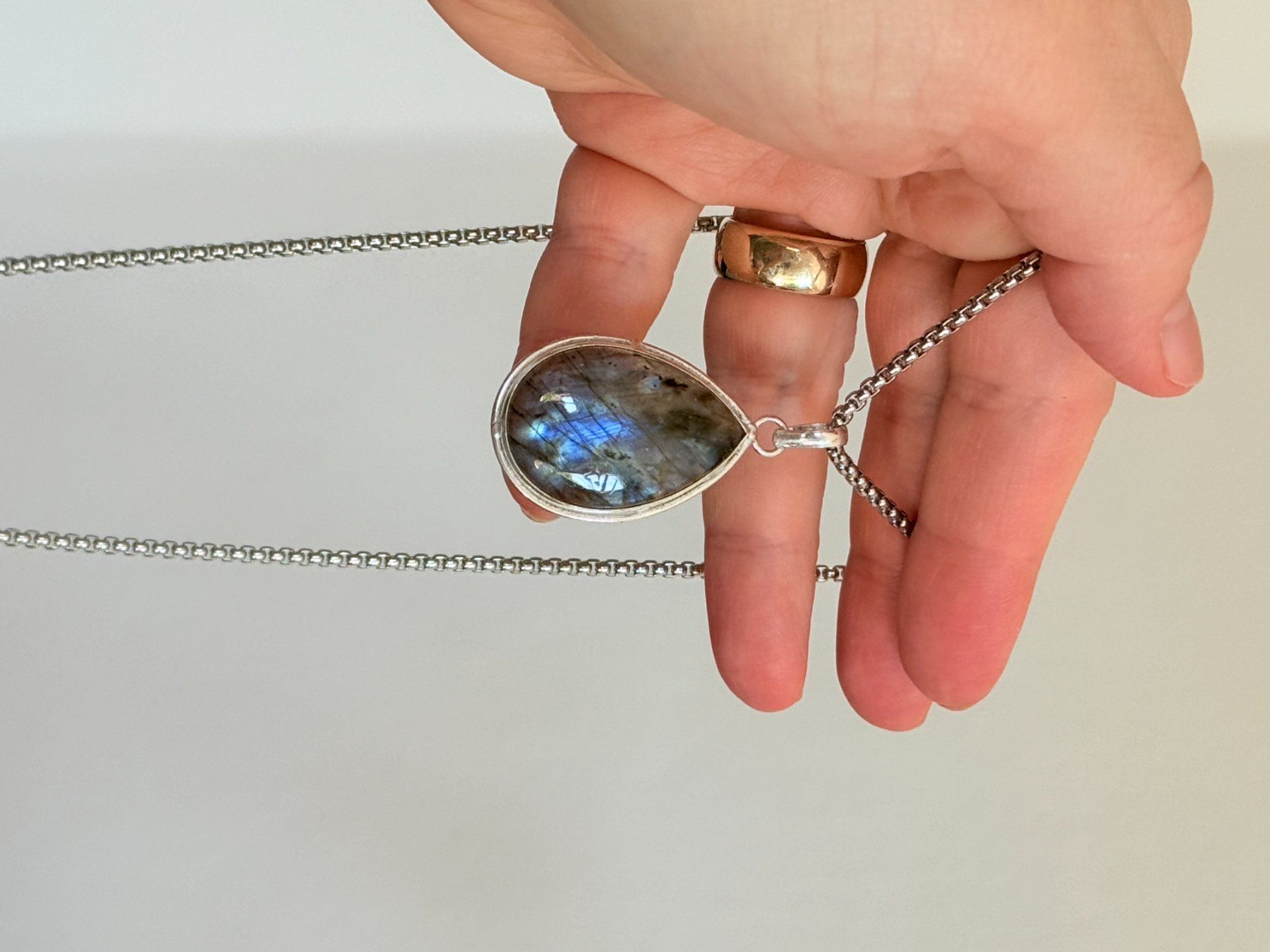 Catenine: Superbe collier Labradorite neuf ✨ Élégant – Nuovo e nell'imballaggio originale da Genève venduto da AWWA 9