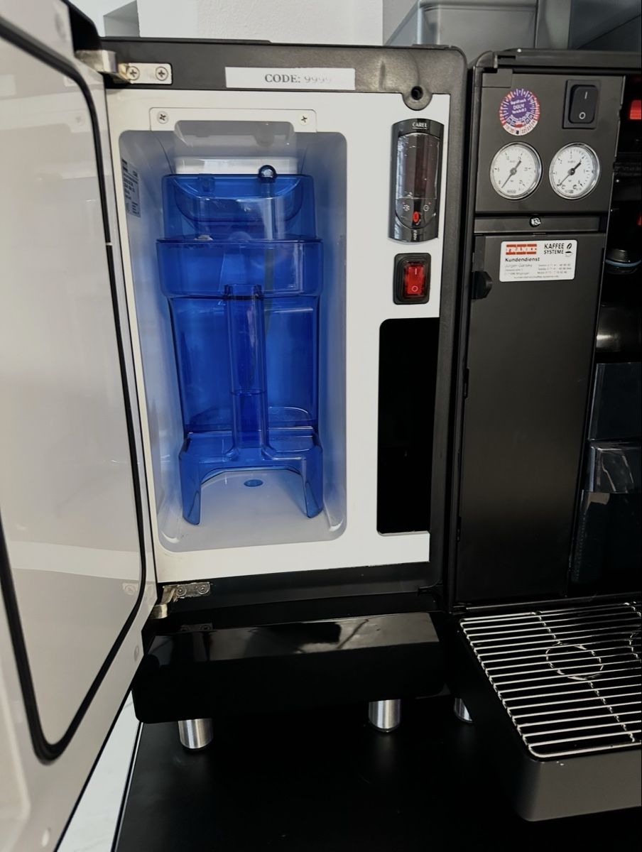 Franke Macchine per caffè & Macchine per espresso: Franke A800 Top Zustand Ab Service – Usato da Wil SG venduto da boj_wp8n 5